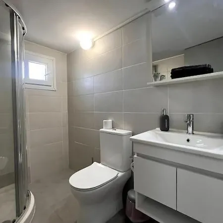 Floor Flat In 2
